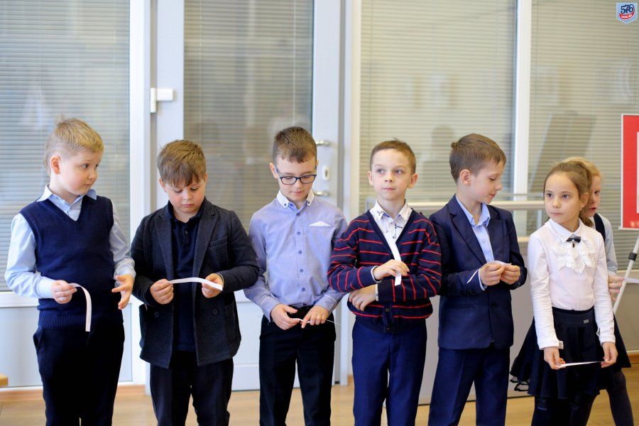 ЗАРИСОВКИ ИЗ БИБЛИОТЕКИ