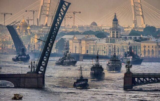 С ДНЁМ ВОЕННО-МОРСКОГО ФЛОТА!