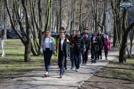Яблоневый сад 30.04.21_001.jpg
