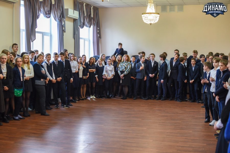 ТОРЖЕСТВЕННАЯ ЛИНЕЙКА